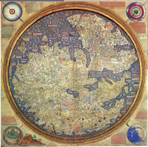 남쪽을 위로 해 제작된 프라 마우로의 세계지도. 원형 밖의 왼쪽 위가 천계도(天界圖) 이고, 아래가 지상의 낙원, 오른쪽 아래가 대권도(帶圈圖) 이다.