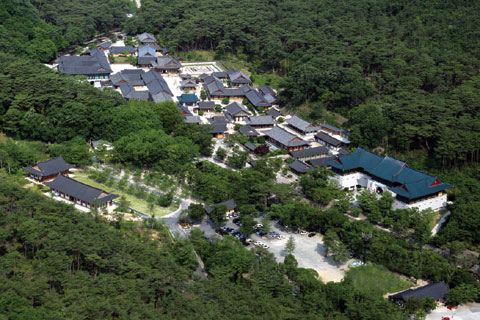 양산 통도사(이미지 URL을 넣으세요)