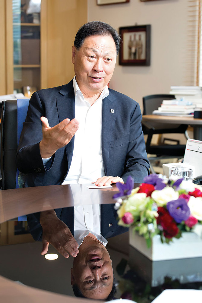 [아웃도어 CEO 인터뷰│블랙야크 강태선 회장] “글로벌 넘버원 경쟁상대는 블랙야크뿐” < 마운틴뉴스 < 산사람&산뉴스 < 기사본문 - 월간산... 
