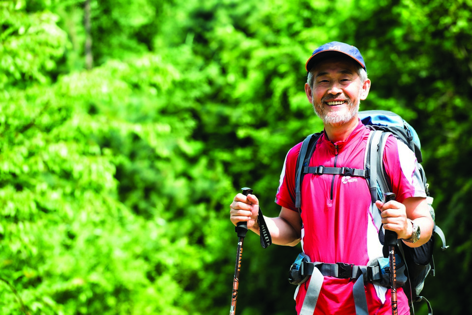 김윤세 회장은 매년 80~90회 산행할 정도로 등산애호가다.