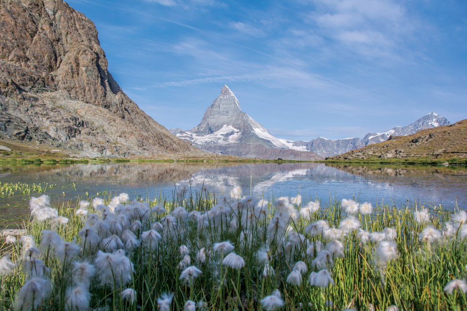가장 아름다운 봉우리로 손꼽히는 스위스 마터호른. 마터호른 인근 5개의 호수를 걷는 트레킹을 했다.