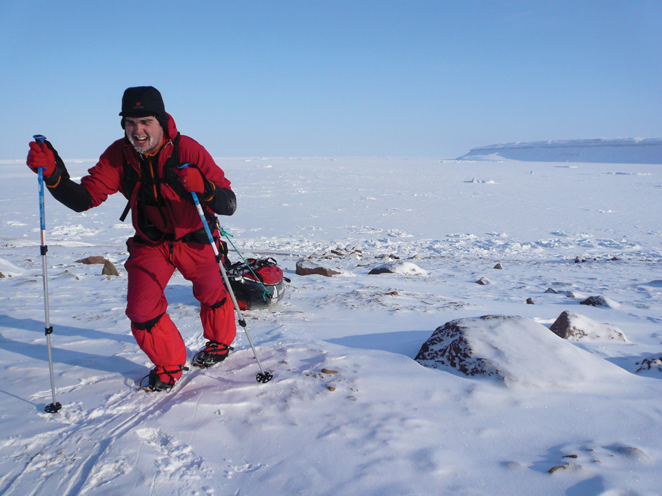 2007년 북극점을 향해 걷는 제임스 후퍼.
