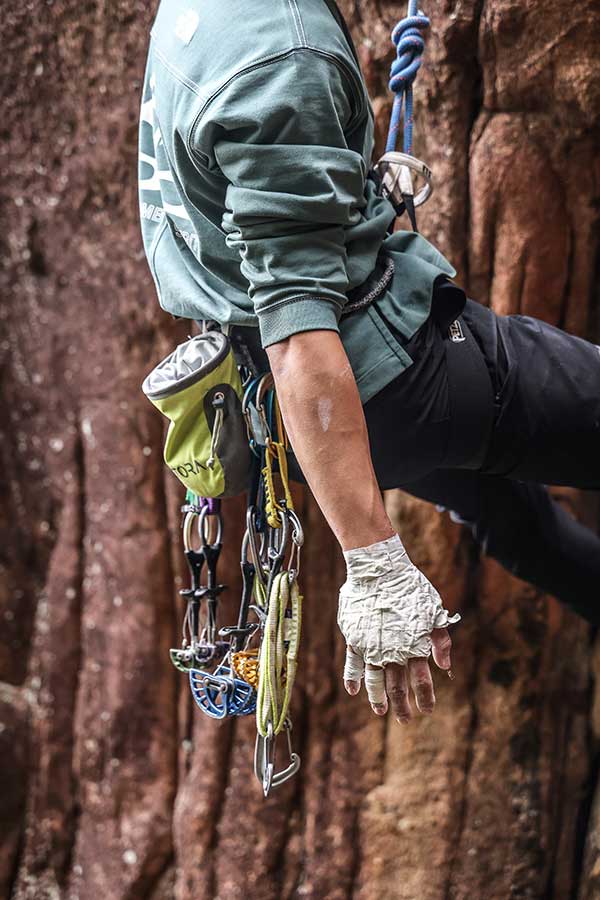 제천 저승봉에서 매년 열리는 트래드 클라이밍 페스티벌. 올해로 7회째를 맞았다.