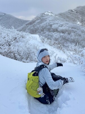 본격 등산 시즌, 아웃도어 마니아들은 어떤 장비를 쓸까? - 뉴스 썸네일 이미지