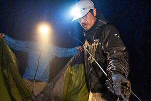 축축하고 어두운 능선의 하룻밤, 낙동정맥 칠보산 르포